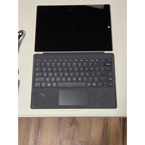 Microsoft Surface Pro 3 Intel Core i5-4300U 1.9GHz 8GB RAM 256GB SSD Win11 Pro - Picture 5 of 8